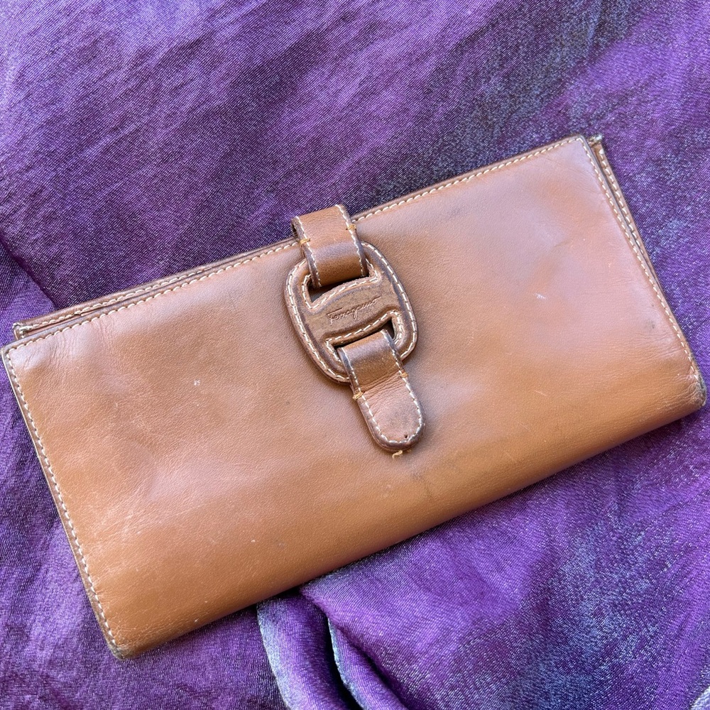 Ferragamo 2000s Vintage Leather Wallet🧡 👝🤎